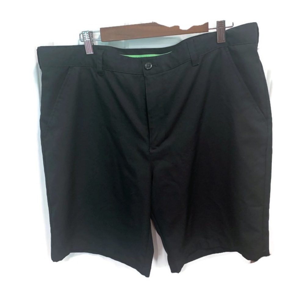 ☀️ Izod Golf shorts size 38 black